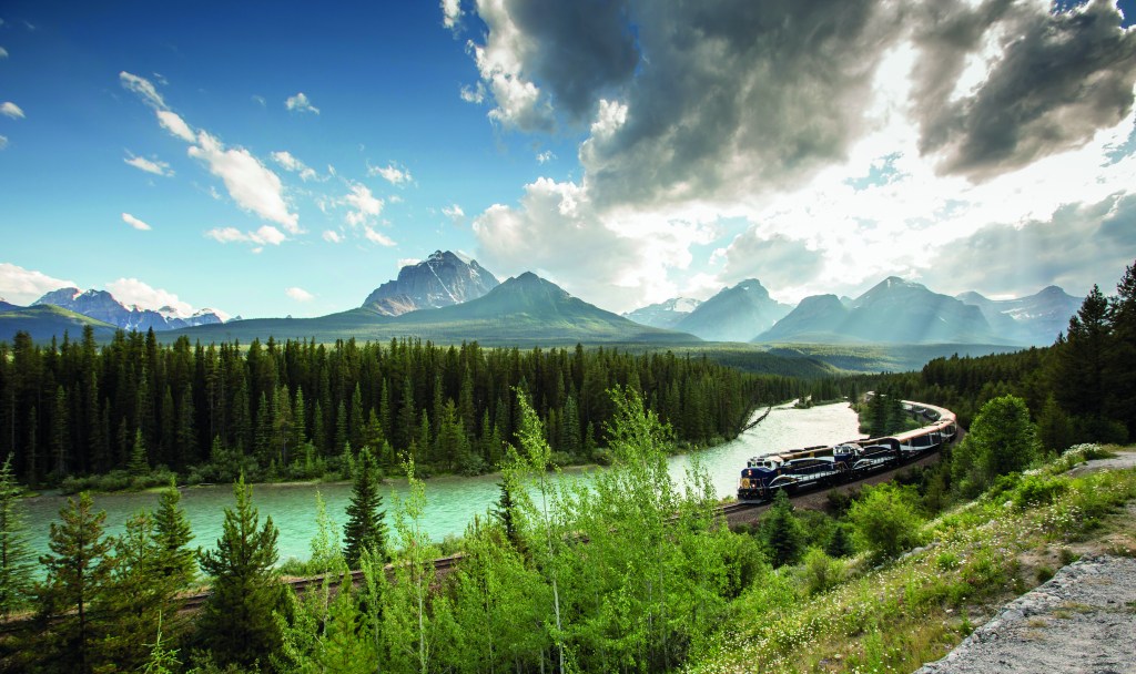 Rocky Mountaineer Morants Train Exterior