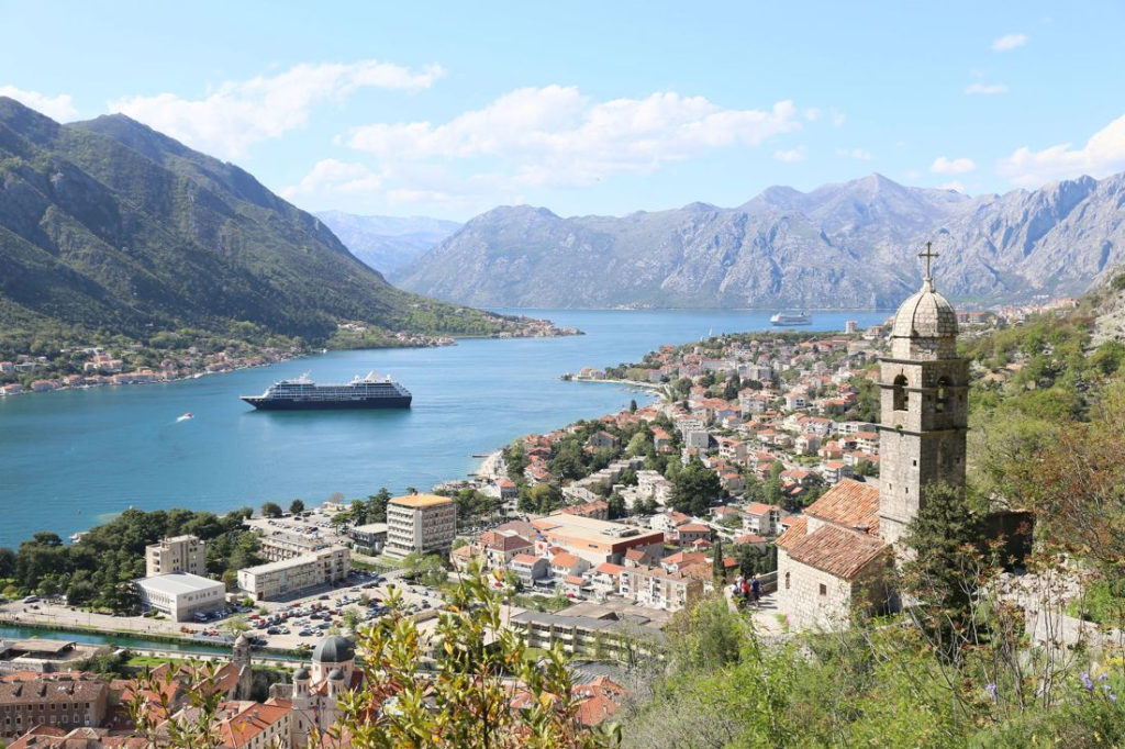 Azamara cruise - destination immersion